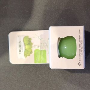 Frudia Green Grape Pore Control Cream